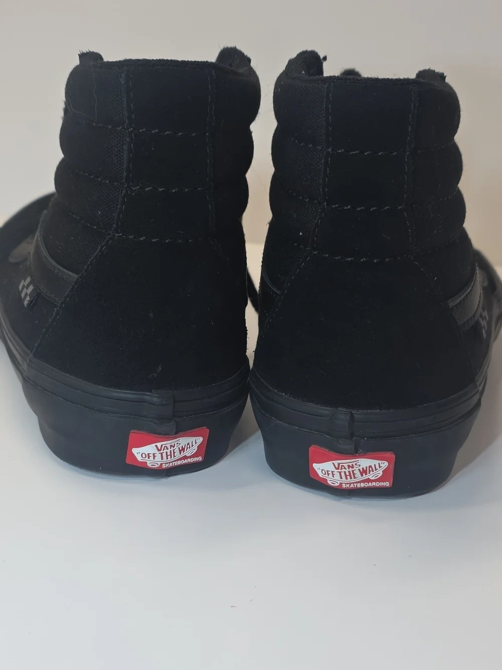 Vans closure durable